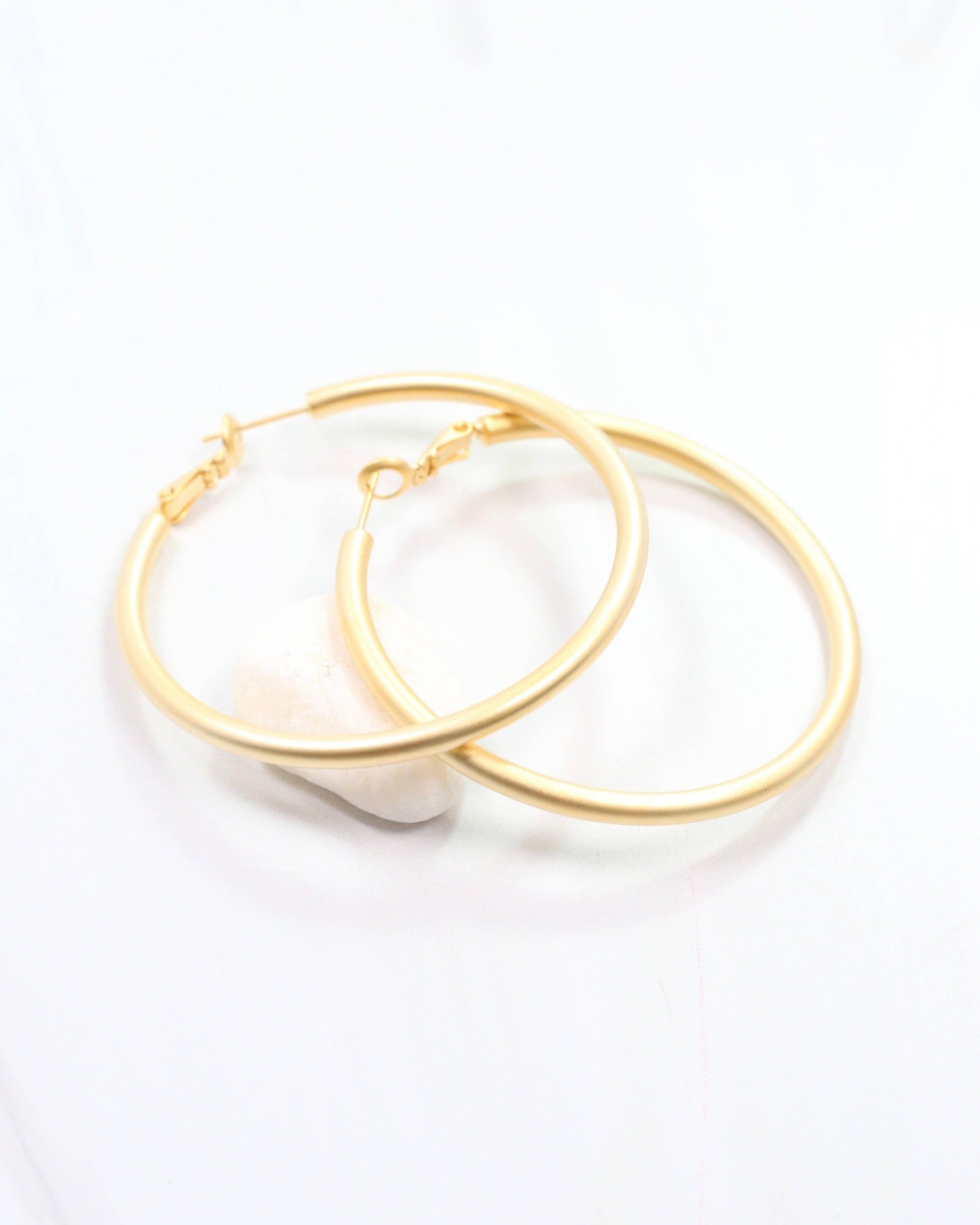 Lucille Hoop Earring Matte Gold