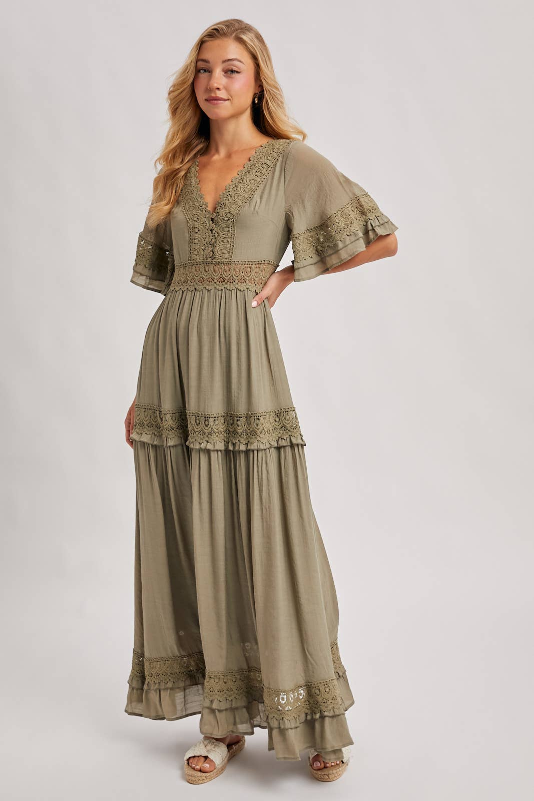 V-NECK LACE TRIM MAXI DRESS