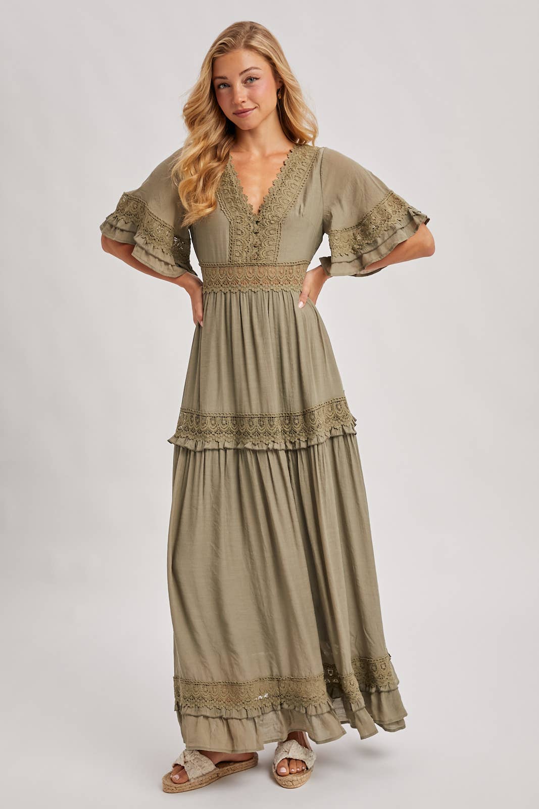 V-NECK LACE TRIM MAXI DRESS