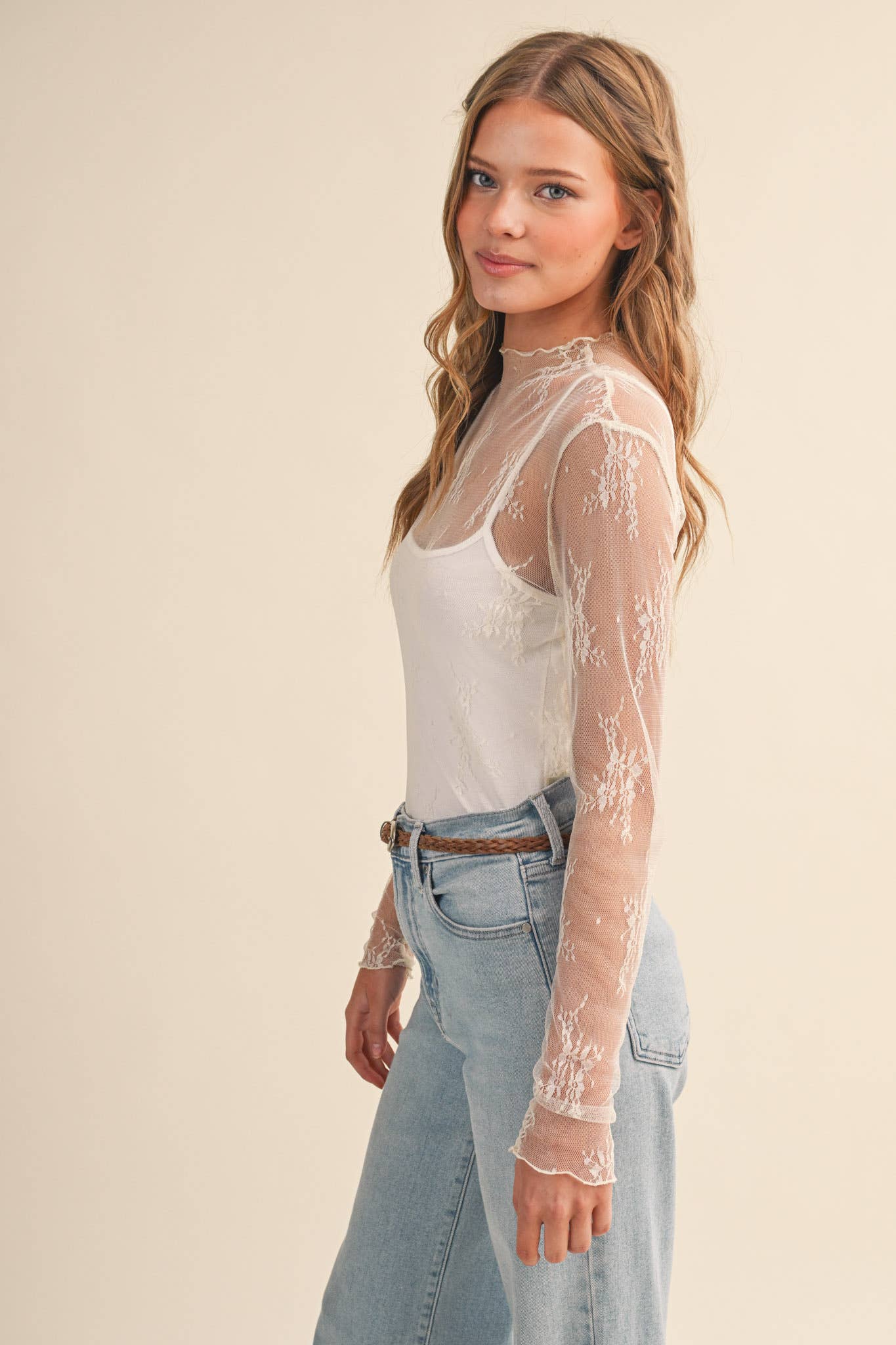 SHEER LACE LONG SLEEVE TOP