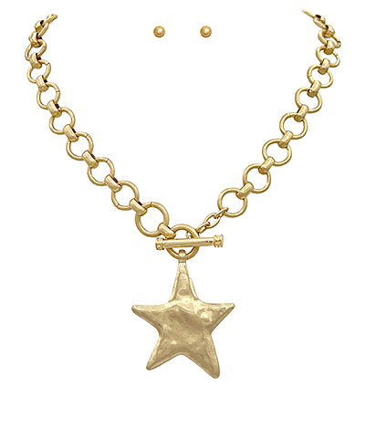 Textured Star Necklace Set