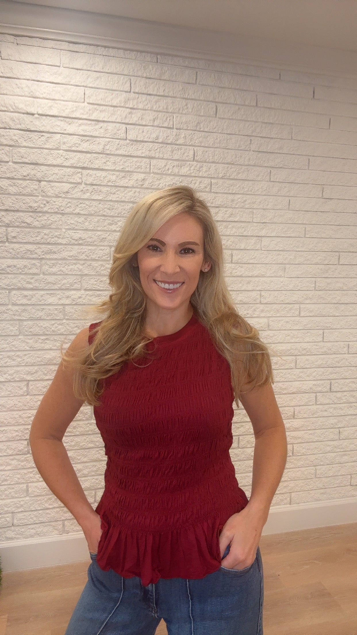 Smoking Detail Ruffle Hem Knit Tank