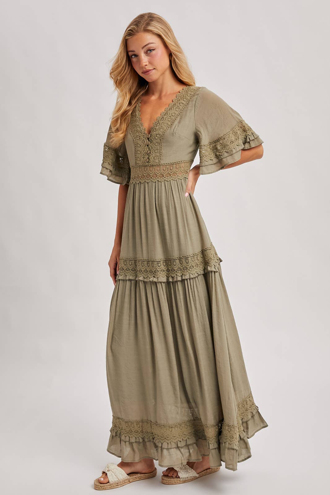 V-NECK LACE TRIM MAXI DRESS