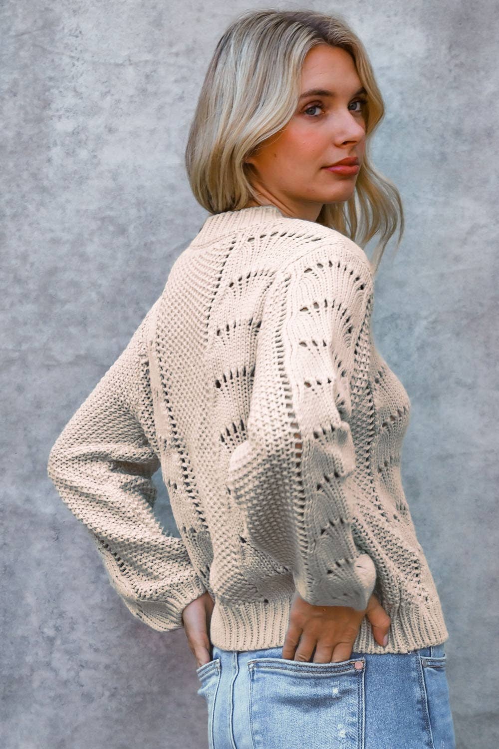 SCALLOP CROCHET PULLOVER SWEATER